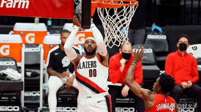 ESPN：文班要精进进攻，需要学投篮&低位的简单介绍